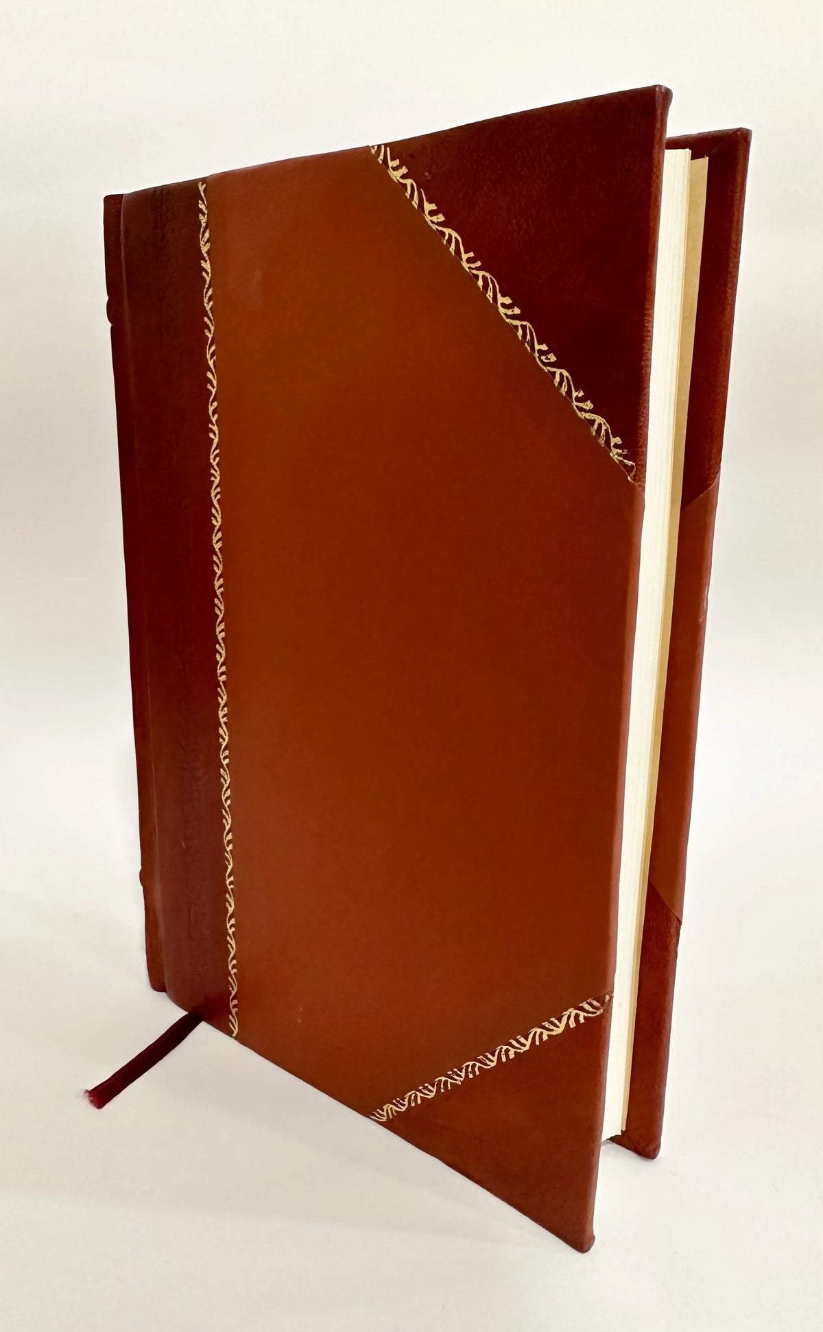 Auctoritate Congregationis Canones (1573) / Societatis Trium [Leather (1573) Ceneralium Bound] Tertiae Iesu. Confecti Gesuiti Congregationum