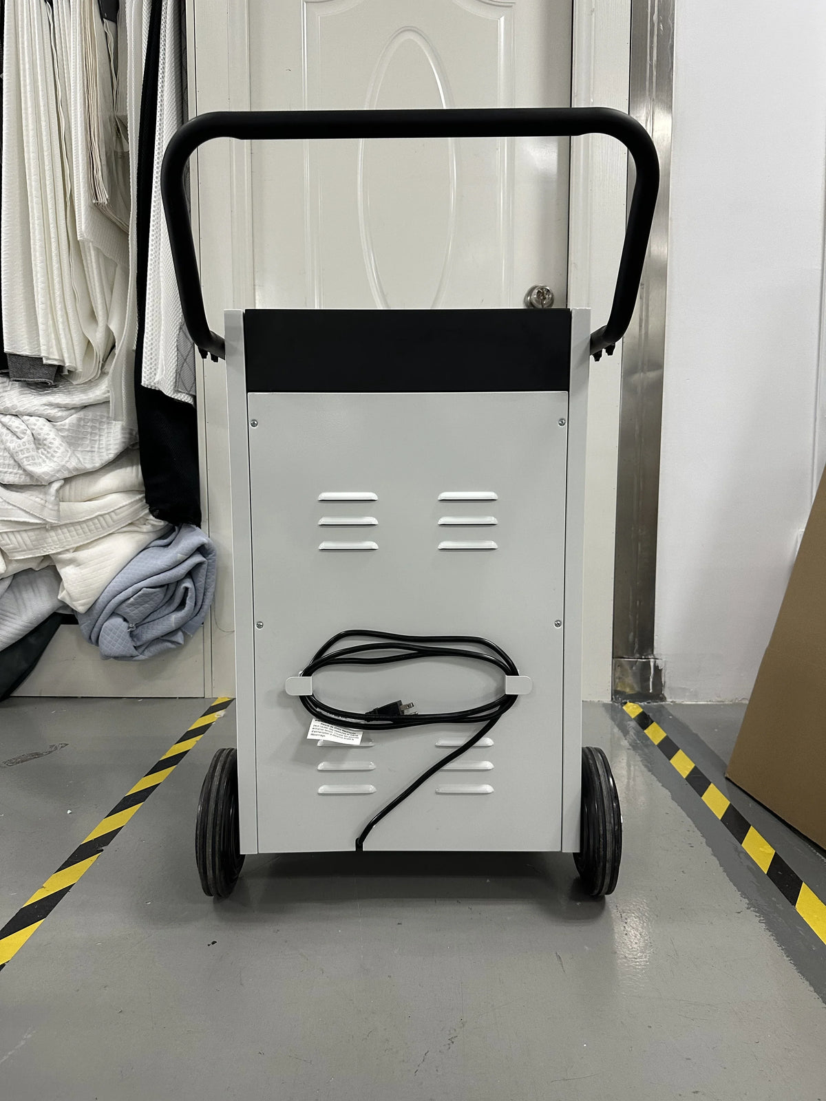Drain Evofia Pints Dehumidifier with and 240 Hose Commercial Pump
